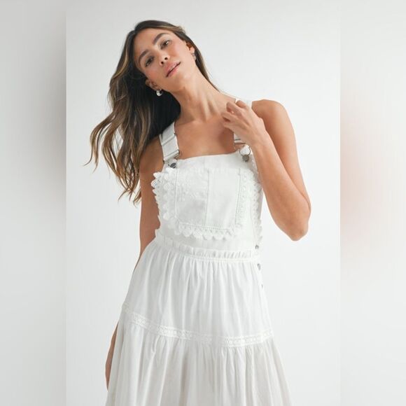 Eyelet Lace Overall Jumpsuit - Picture 14 of 14